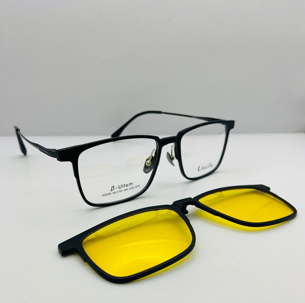 Armazón con clip-on Unicity H3239